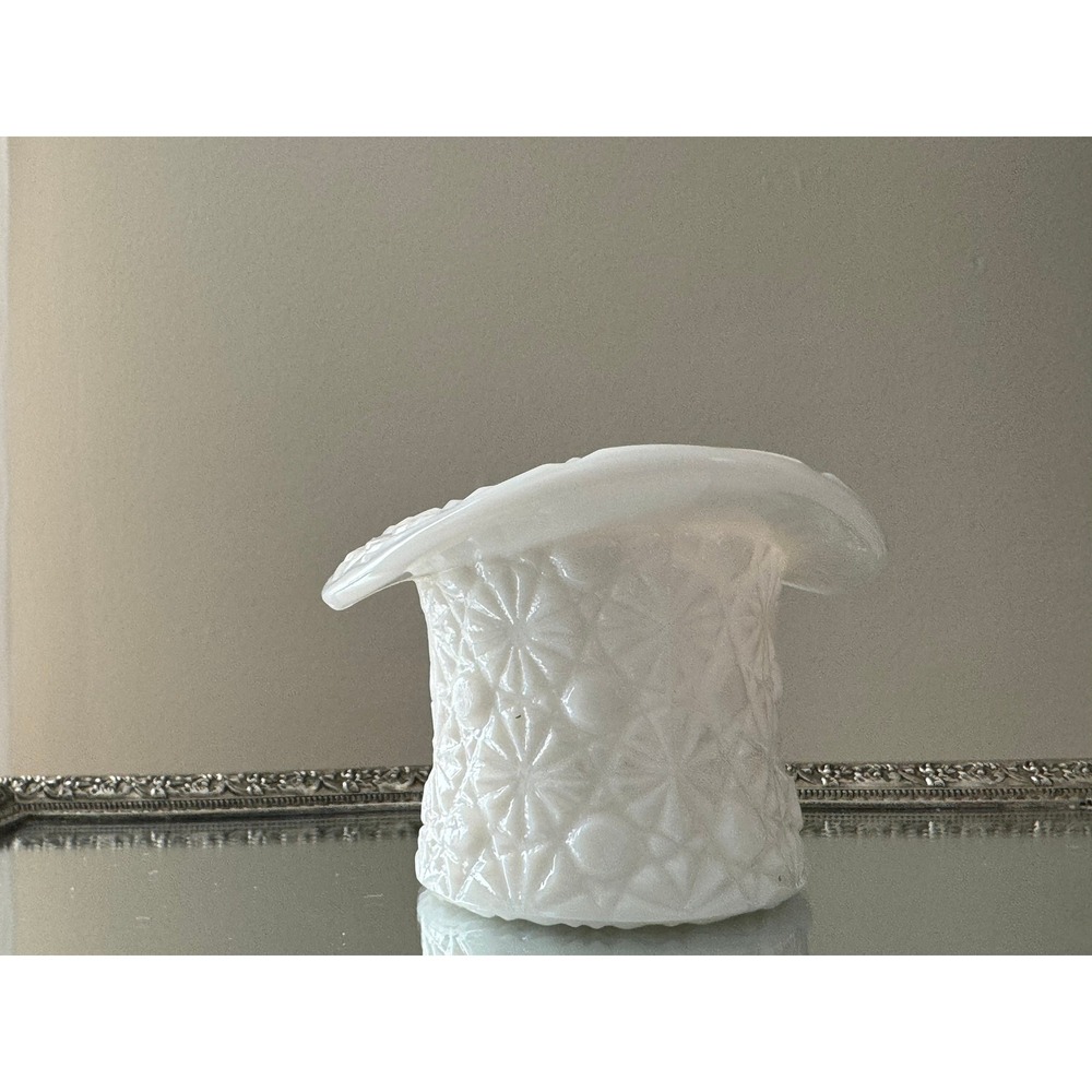 Fenton Milk Glass Daisy and Button Top Hat